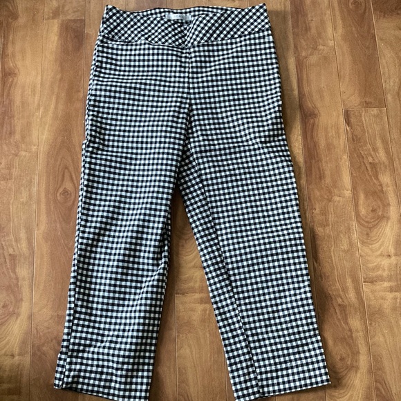 S.C & CO. Pants - S.C & CO.💫 Women’s Black/White Checkered Lightweight Capri Pants